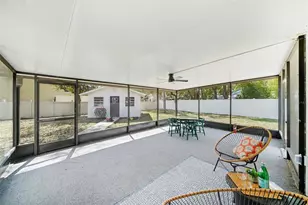 2318 Carroll Pl, Tampa, FL 33612 - Photo 21