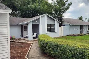 3244 Fox Lake Dr, Tampa, FL 33618 - Photo 13