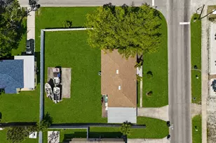 5230 11th Ave S, Gulfport, FL 33707 - Photo 21