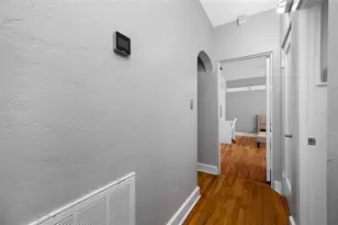 205 25th Ave NE, Saint Petersburg, FL 33704 - Photo 31