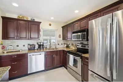 2320 Aquabluff Place #V274, Sarasota, FL 34231 - Photo 3