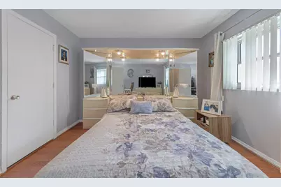 6976 Sunset Drive S #6976, Saint Petersburg, FL 33707 - Photo 11