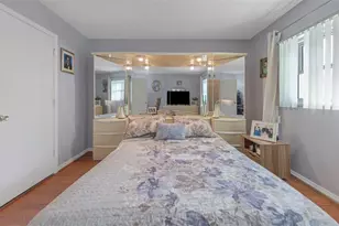 6976 Sunset Dr S, Saint Petersburg, FL 33707 - Photo 11
