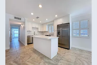 250 126th Avenue #110, Treasure Island, FL 33706 - Photo 5