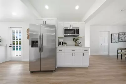 327 N Duncan Avenue, Clearwater, FL 33755 - Photo 13