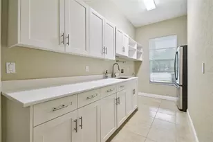 3351 Bristol Pl, Tarpon Springs, FL 34688 - Photo 49