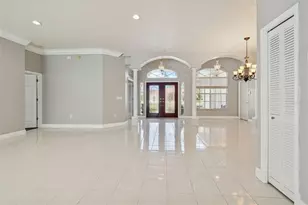 3351 Bristol Pl, Tarpon Springs, FL 34688 - Photo 15