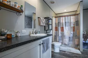 40545 Stewart Rd, Zephyrhills, FL 33540 - Photo 19