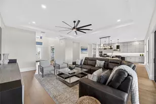 2508 Waterfront Cir, Sarasota, FL 34240 - Photo 17