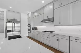 2508 Waterfront Cir, Sarasota, FL 34240 - Photo 33