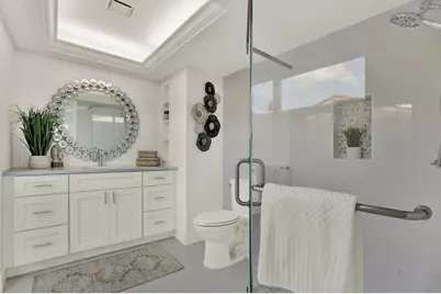 1979 Iowa Avenue NE, Saint Petersburg, FL 33703 - Photo 23