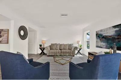 1979 Iowa Avenue NE, Saint Petersburg, FL 33703 - Photo 7