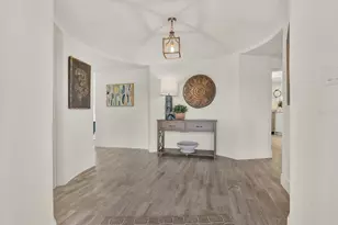 1979 Iowa Ave NE, Saint Petersburg, FL 33703 - Photo 3