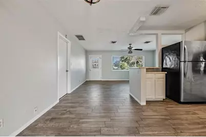 5744 58th Avenue N, Saint Petersburg, FL 33709 - Photo 9