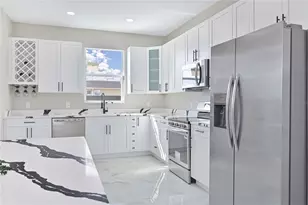 1326 NE 7th Pl, Cape Coral, FL 33909 - Photo 13