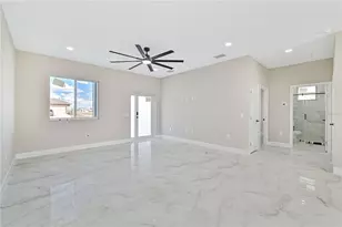 1326 NE 7th Pl, Cape Coral, FL 33909 - Photo 7