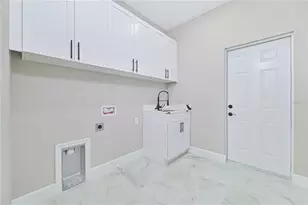 1326 NE 7th Pl, Cape Coral, FL 33909 - Photo 39