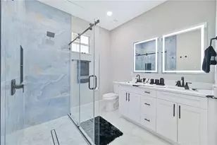 1326 NE 7th Pl, Cape Coral, FL 33909 - Photo 21