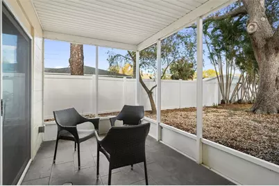 662 Villagrande Avenue S, Saint Petersburg, FL 33707 - Photo 9