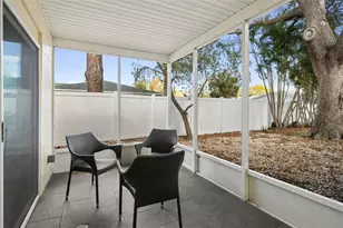 662 Villa Grande Ave S, Saint Petersburg, FL 33707 - Photo 9