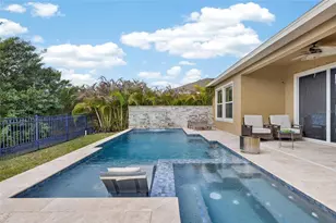 6909 Crestpoint Dr, Apollo Beach, FL 33572 - Photo 65