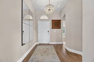 6909 Crestpoint Dr, Apollo Beach, FL 33572 - Photo 7