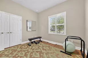 6909 Crestpoint Dr, Apollo Beach, FL 33572 - Photo 11
