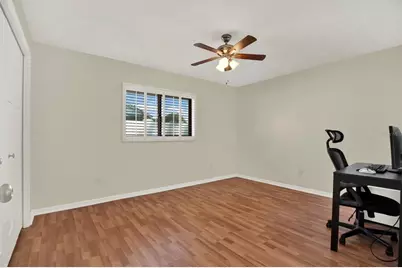 401 Running Horse Road, Seffner, FL 33584 - Photo 21