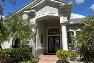 21001 Lake Vienna Dr, Land O Lakes, FL 34638 - Photo 3