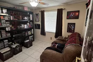 12520 Mondragon Dr, Tampa, FL 33625 - Photo 15