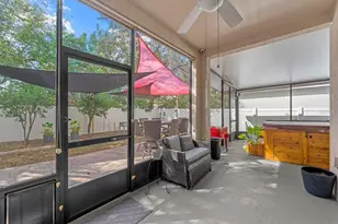 10207 Avelar Ridge Dr, Riverview, FL 33578 - Photo 13
