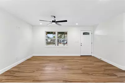 4221 Burrows Road, Zephyrhills, FL 33542 - Photo 15