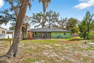 4221 Burrows Rd, Zephyrhills, FL 33542 - Photo 47