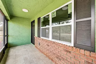 4221 Burrows Rd, Zephyrhills, FL 33542 - Photo 11