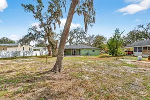 4221 Burrows Rd, Zephyrhills, FL 33542 - Photo 45