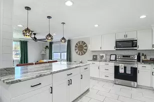 9430 Palm Ave, Port Richey, FL 34668 - Photo 11