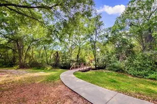 8653 Fancy Finch Dr, Tampa, FL 33614 - Photo 59