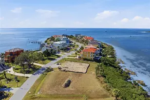 25 Harborpointe Dr, Port Richey, FL 34668 - Photo 13