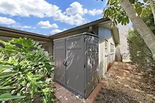 1324 Summerlin Dr, Clearwater, FL 33764 - Photo 25