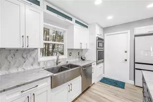 6821 N Circle Creek Dr, Pinellas Park, FL 33781 - Photo 9