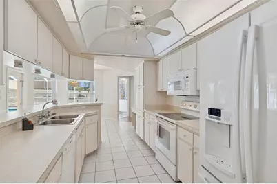 16402 Fringe Tree Drive, Spring Hill, FL 34610 - Photo 17