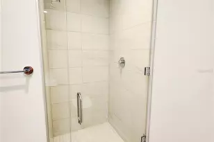 275 1st Ave S, Saint Petersburg, FL 33701 - Photo 13