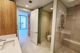 275 1st Ave S, Saint Petersburg, FL 33701 - Photo 19