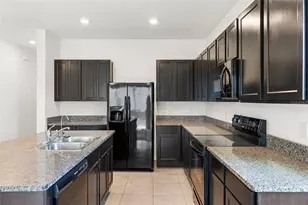 8502 Falling Blue Pl, Riverview, FL 33578 - Photo 7