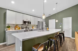 11911 Stone Pine St, Riverview, FL 33569 - Photo 7