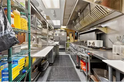 7390 Shoal Line Boulevard, Weeki Wachee, FL 34607 - Photo 33