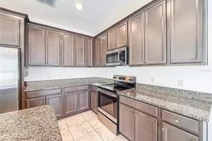 37820 Beacon Brick Dr, Zephyrhills, FL 33540 - Photo 27