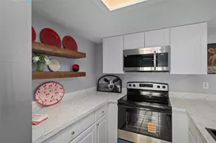 1880 N Crystal Lake Dr, Lakeland, FL 33801 - Photo 27