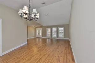 508 Running Horse Rd, Seffner, FL 33584 - Photo 5