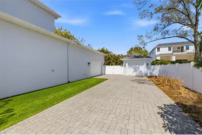 4615 W Sunset Boulevard, Tampa, FL 33629 - Photo 3